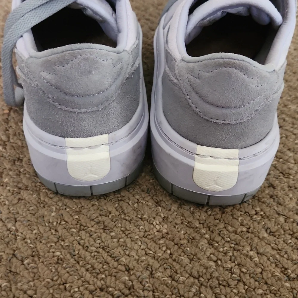 Nike Air Jordan 1 Low - Picture 8 of 8
